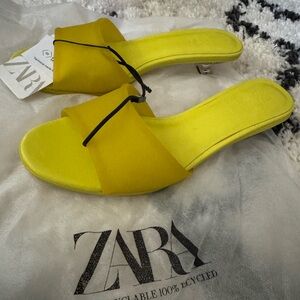 Brand New Zara Yellow Women's Slide Sandals Size 10